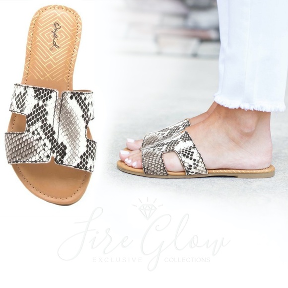 Snake Skin Leatherette Slip-on Sandals - Picture 3 of 3